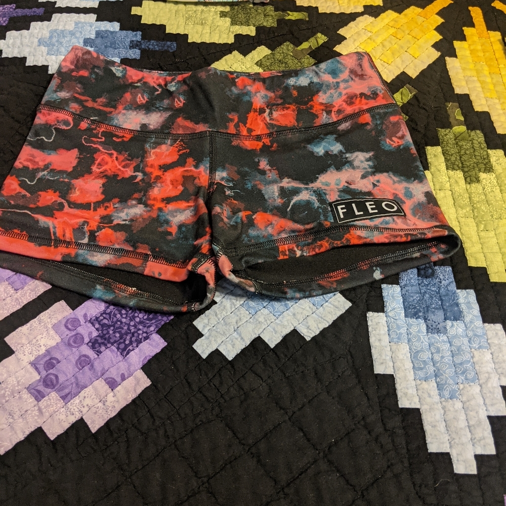 Fleo shorts mid-rise 3.25 inseam